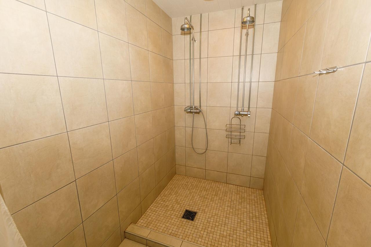 Vathlahof Guest House Akureyri Ngoại thất bức ảnh